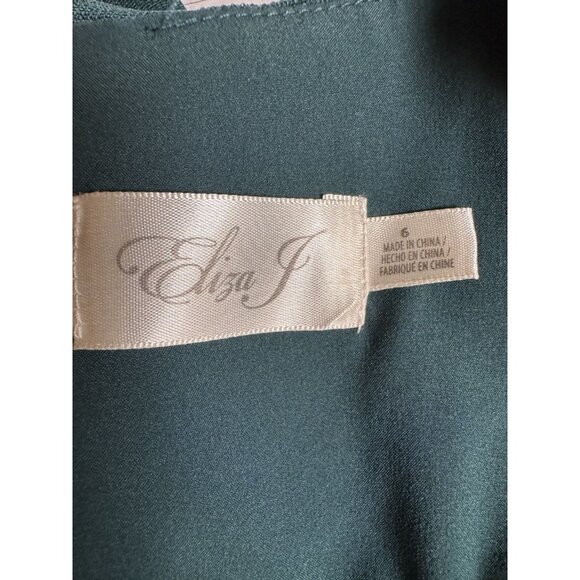 Eliza J Green Tiered Ruffle Long Sleeve Dress Size 6 - Picture 4 of 5